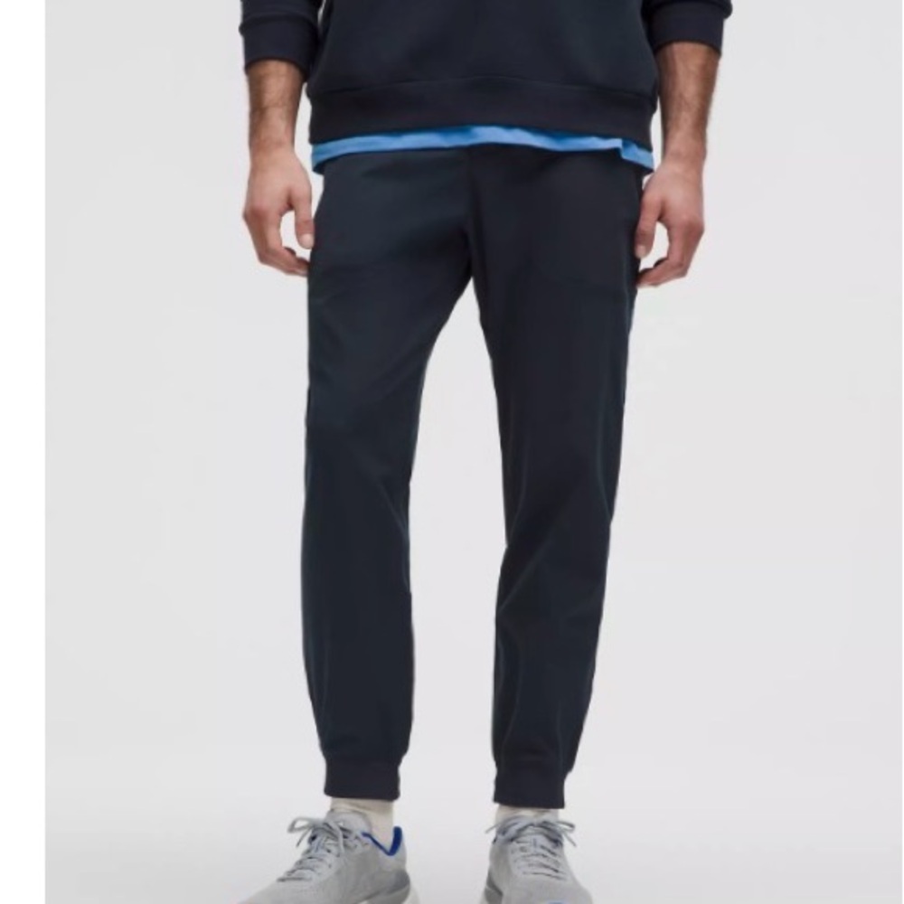 Lululemon ABC jogger in navy